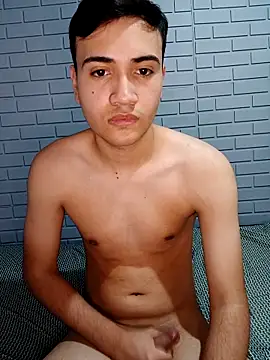 Snapshot of novinho_safado__ chatting on 11, 9, 2025 novinho safado online show from 11, 9, 2025