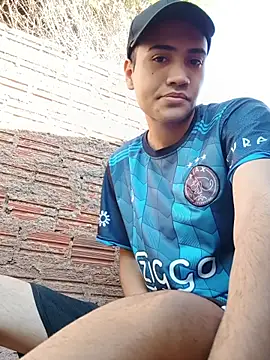 Snapshot of novinho_safado__ chatting on 13, 5, 2026 novinho safado online show from 13, 5, 2026
