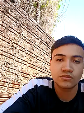 Snapshot of novinho_safado__ chatting on 19, 9, 2025 novinho safado online show from 19, 9, 2025