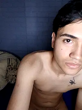 Snapshot of novinho_safado__ chatting on 21, 12, 2025 novinho safado online show from 21, 12, 2025