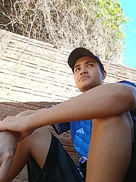 Snapshot of novinho_safado__ chatting on 28, 5, 2026 novinho safado online show from 28, 5, 2026