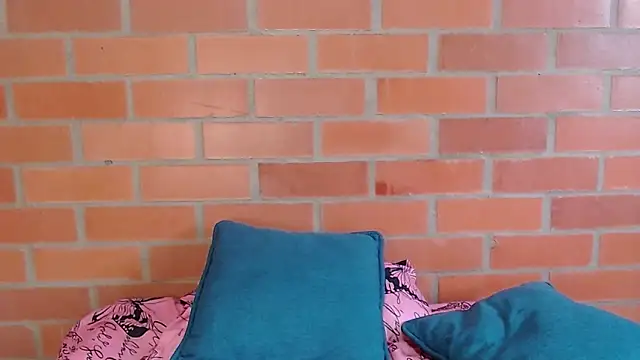 Montserrat Jay online show from 8, 1, 2026