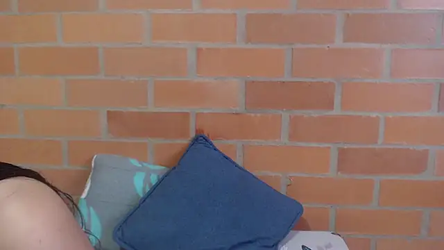 Snapshot of Montserrat_Jay chatting on 15, 5, 2026 Montserrat Jay online show from 15, 5, 2026