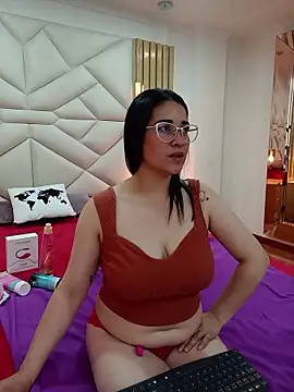 Alana steel 1 online show from 21, 11, 2025