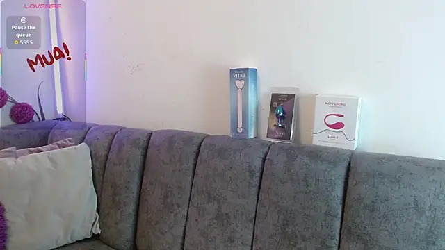 Alana steel 1 online show from 14, 4, 2026