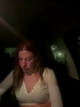 Snapshot of Chloemillerrxx chatting on 16, 11, 2025 Chloemillerrxx online show from 16, 11, 2025