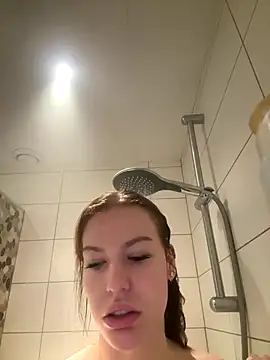 Snapshot of Chloemillerrxx chatting on 26, 11, 2025 Chloemillerrxx online show from 26, 11, 2025