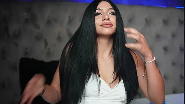 GiuliaSya online show from 14, 9, 2025