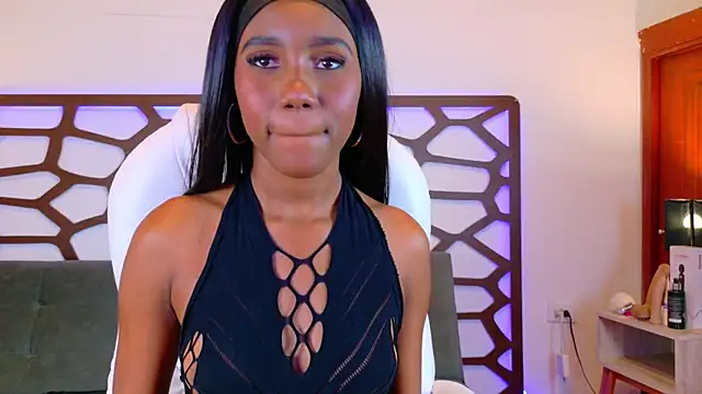 alexandra crox online show from 25, 9, 2025