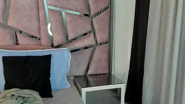 HaileyDuke online show from 30, 10, 2025