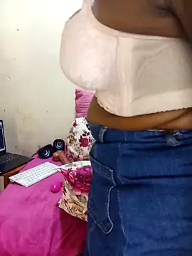 PRETTYJANE36 online show from 2, 12, 2025