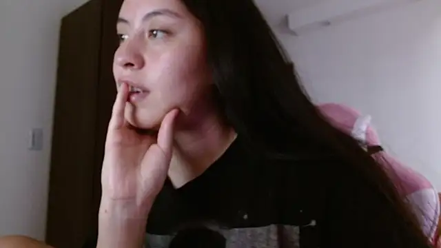 Snapshot of madissooon__ chatting on 21, 11, 2025 madissooon online show from 21, 11, 2025