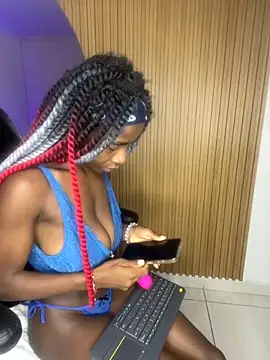 MorenaLush Eup online show from 4, 11, 2025