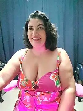 Snapshot of lina_maria99 chatting on 27, 10, 2025 lina maria99 online show from 27, 10, 2025