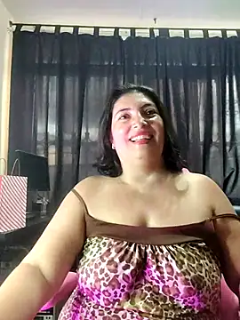 Snapshot of lina_maria99 chatting on 15, 10, 2025 lina maria99 online show from 15, 10, 2025