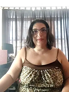 Snapshot of lina_maria99 chatting on 14, 10, 2025 lina maria99 online show from 14, 10, 2025