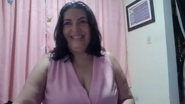 Snapshot of lina_maria99 chatting on 21, 5, 2026 lina maria99 online show from 21, 5, 2026