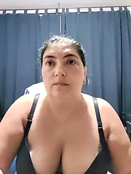 Snapshot of lina_maria99 chatting on 5, 11, 2025 lina maria99 online show from 5, 11, 2025