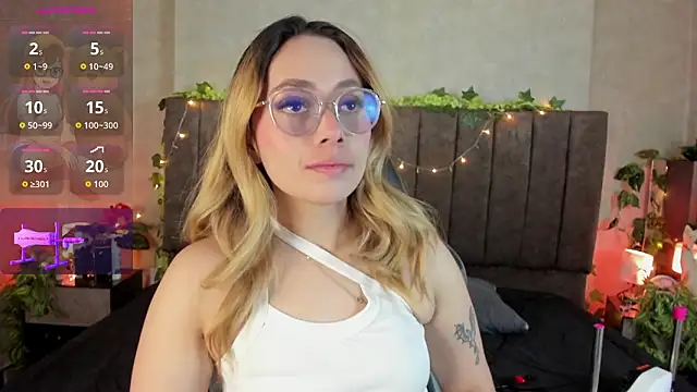 LanaMills  online show from 22, 3, 2026