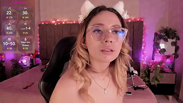 LanaMills  online show from 18, 7, 2026
