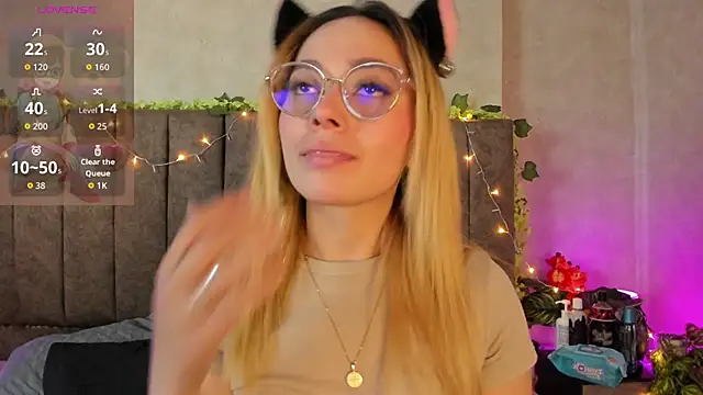 LanaMills  online show from 21, 2, 2026