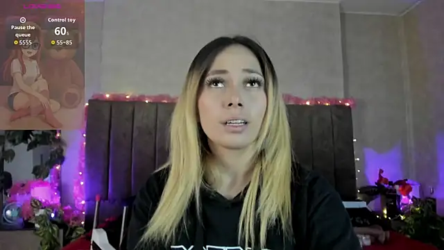 LanaMills  online show from 11, 6, 2026