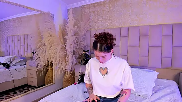 AphroditeSweet online show from 20, 12, 2025