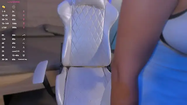 HannahMontgomery online show from 20, 3, 2026