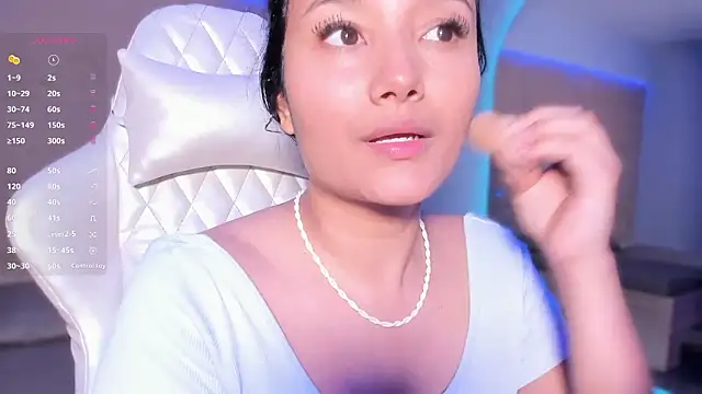 HannahMontgomery online show from 28, 2, 2026