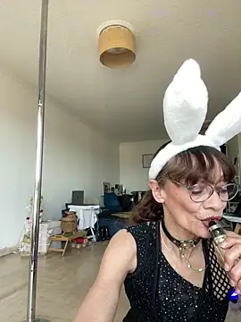 Chris06d22xh online show from 5, 4, 2026