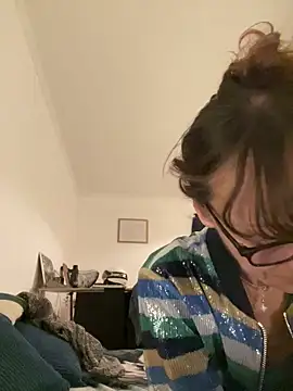 Chris06d22xh online show from 11, 10, 2025