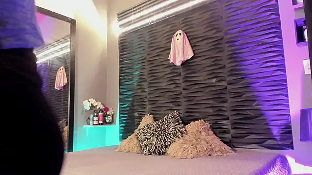 lu styles  online show from 26, 9, 2025