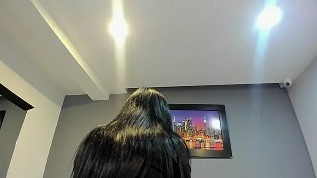 Snapshot of CharlotteCottin chatting on 18, 5, 2026 CharlotteCottin online show from 18, 5, 2026