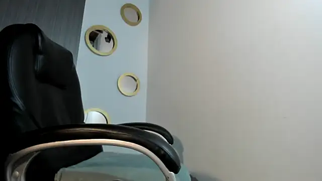 Snapshot of Daddy_Darcks chatting on 13, 11, 2025 Daddy Darcks online show from 13, 11, 2025