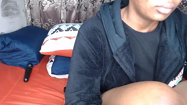 Snapshot of Lunalee chatting on 28, 7, 2026 Lunalee online show from 28, 7, 2026