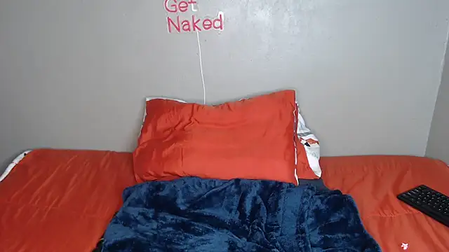 Lunalee online show from 12, 11, 2025