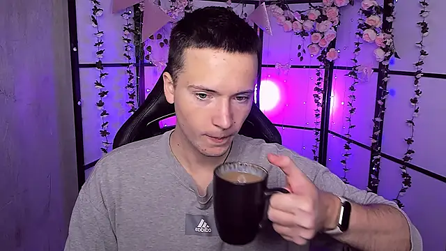 ZackNeal online show from 22, 9, 2025