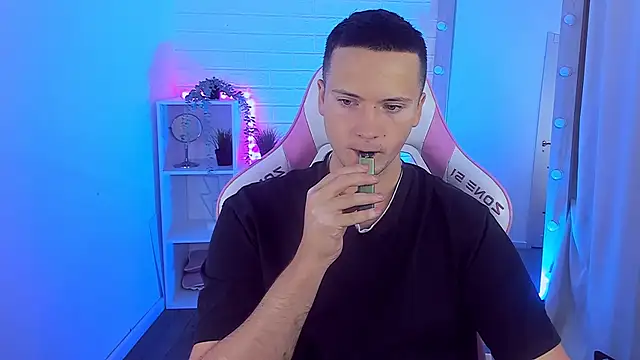 ZackNeal online show from 11, 9, 2025