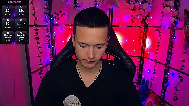 ZackNeal online show from 15, 9, 2025