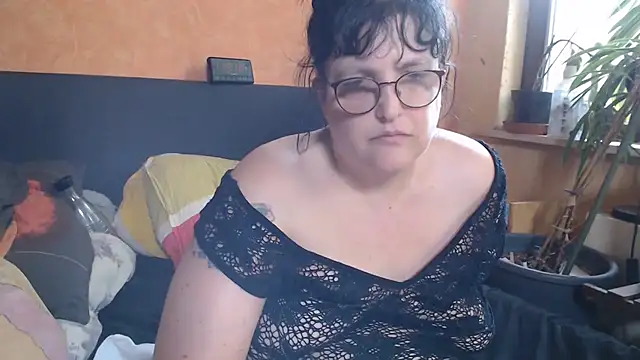Snapshot of ladyfrombonn chatting on 17, 7, 2026 ladyfrombonn online show from 17, 7, 2026