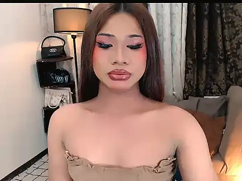 Snapshot of asianlatina69 chatting on 7, 11, 2025 asianlatina69 online show from 7, 11, 2025