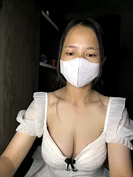 Hana-44 online show from 4, 11, 2025