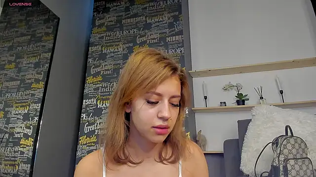 MaddieRay online show from 20, 9, 2025