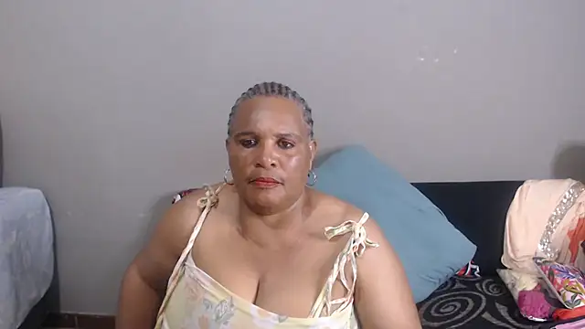 Snapshot of GrandBustyMelon chatting on 11, 7, 2026 GrandBustyMelon online show from 11, 7, 2026