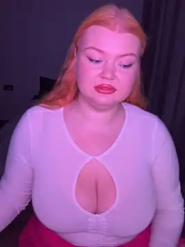  Adele Moor  online show from 16, 9, 2025