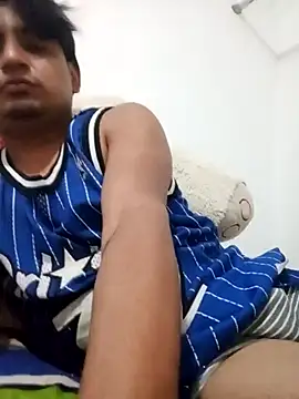 ElBufalo4l online show from 2, 12, 2025