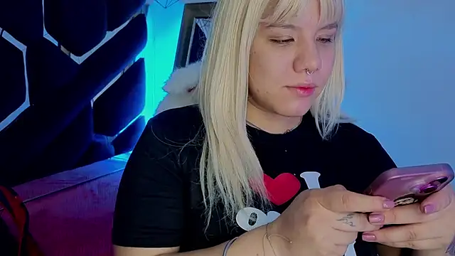 Melissa Adamsx online show from 28, 3, 2026