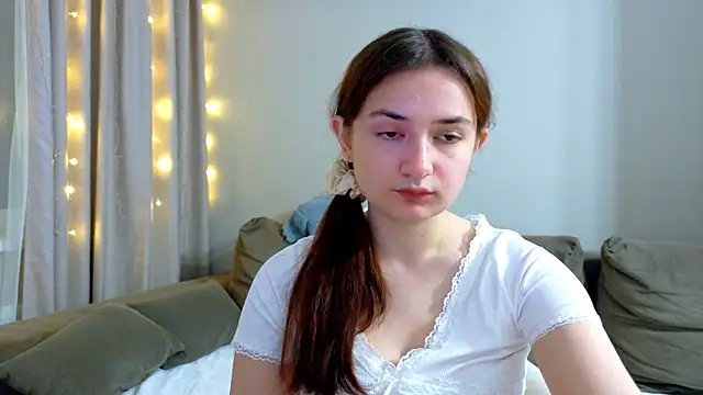 Lelia Vibe online show from 29, 10, 2025