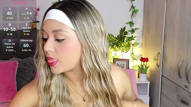 isajonnes18 online show from 18, 10, 2025