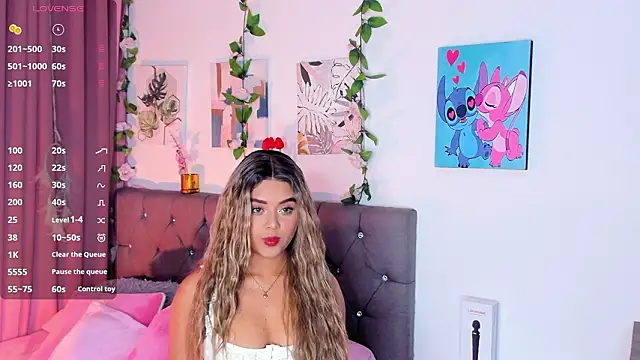 isajonnes18 online show from 4, 2, 2026